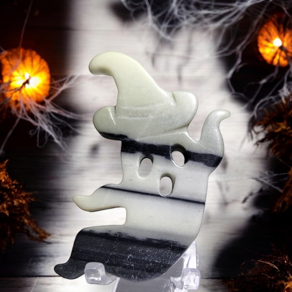 Black and white banded agate crystal ghost carving.
